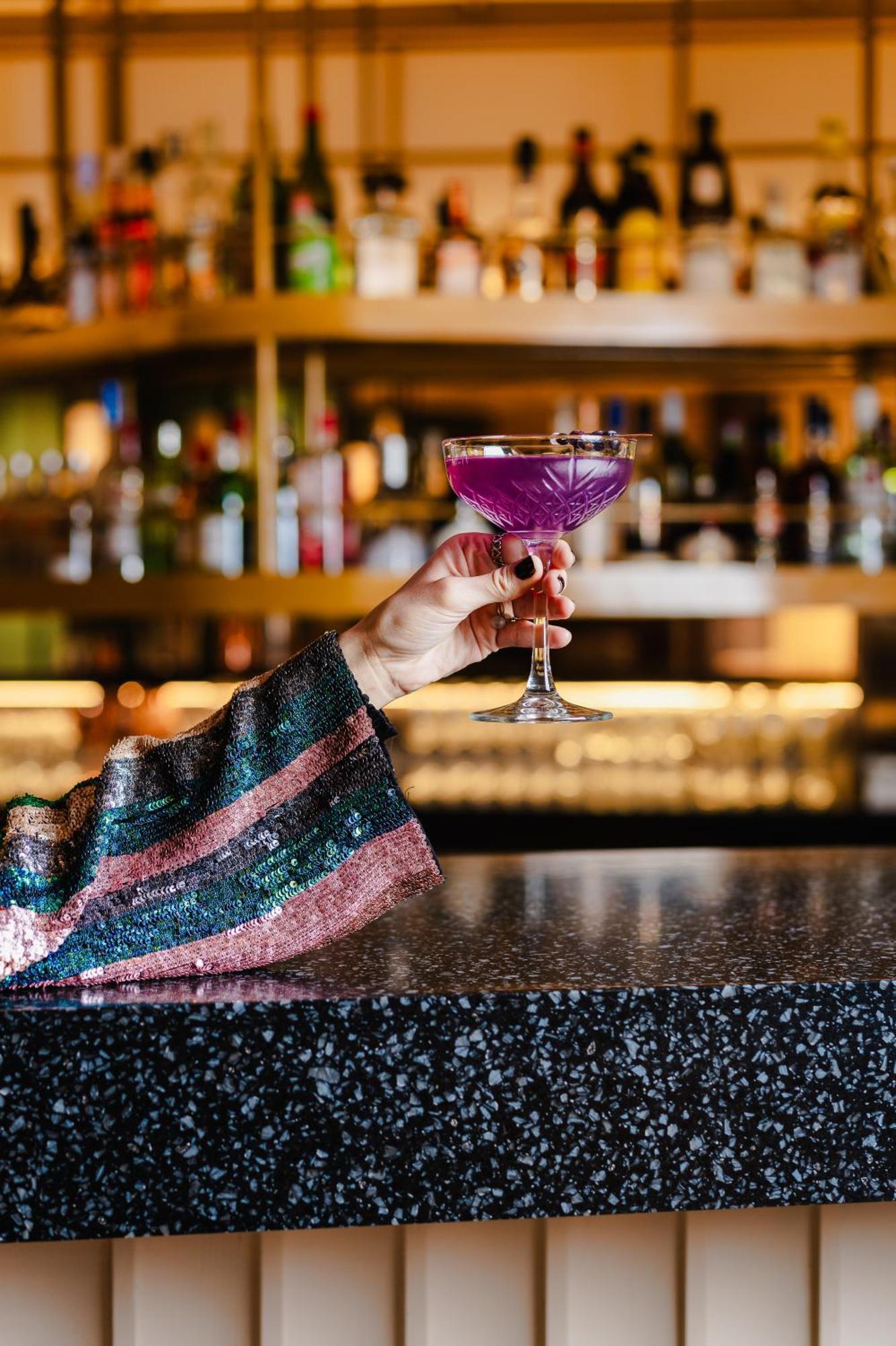 Pullman Santiago El Bosque Hotel Ngoại thất bức ảnh A purple cocktail